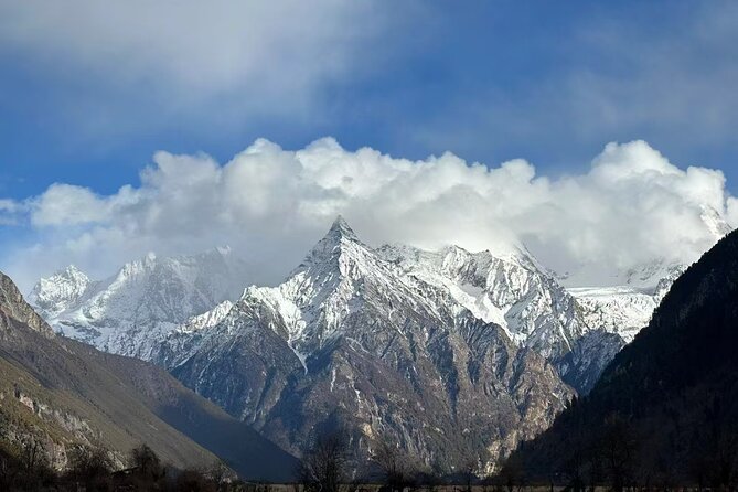 13 Day Classic Tibet Tour on Flight and Soft Sleeper Train - From Chengdu to the Qinghai-Tibet Railway