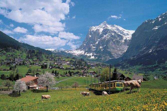 2-Day Jungfraujoch Top of Europe Tour from Lucerne: Interlaken or Grindelwald - Choosing between Interlaken and Grindelwald