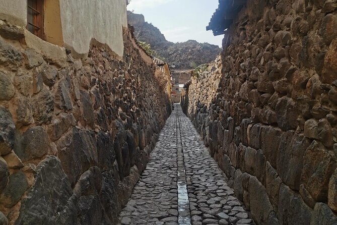 2-Day Sacred Valley Machu Picchu by Train with Llama Experience - Day two: the Historic Sanctuary of Machu Picchu