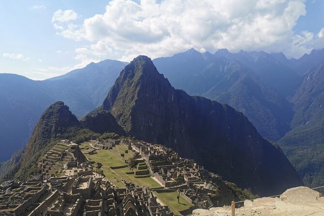 2-Day Sacred Valley Machu Picchu by Train with Llama Experience - The guide support is a real part of the value