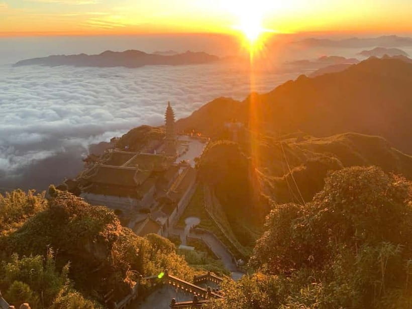 2 Day Sapa-Bac Ha Market: Night Train& Homestay-Bus Ha Giang - What the guides add to the walking