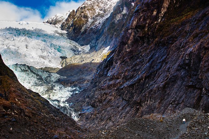 2 Day West Coast Glaciers and TranzAlpine Train: Queenstown to Christchurch - The TranzAlpine train across Arthur’s Pass