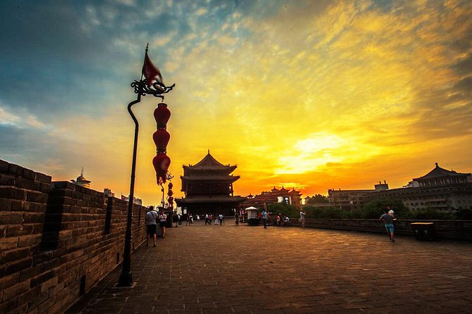 2 Days Beijing Xian Private Tour by Bullet Trains with Hotel - Walking Xi’an’s City Wall