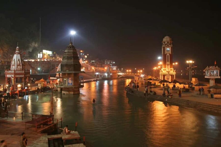 3 Days Haridwar Rishikesh Tour From Delhi By Train - Day 2: Rishikesh bridges, ashrams, and Beatles history