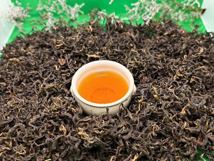 3 Hour Vietnam Tea & Egg Coffee Tasting With Train Street - What the $36 price really covers