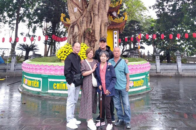 4 Hours Private City Tour with Highligh Train Street - Dong Xuan Market and the practical side of Hanoi