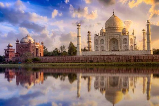 5 Day Golden Triangle with Train Experience-Taj Mahal Sunrise/Set - Day 1: Old Delhi first, then imperial New Delhi