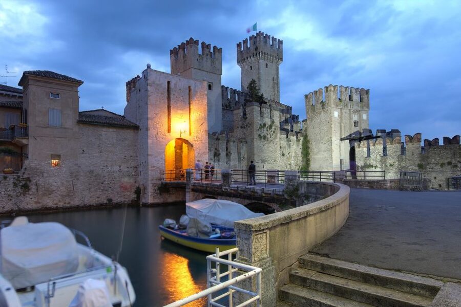 6-Day North Lakes: Milan & Bernina Express Experience - Hotels, meals and transport