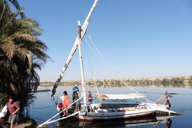 9-Day Nile Adventure Tour with Sleeper Train to Aswan from Cairo - Days 4 and 5: Two nights aboard a Nile felucca