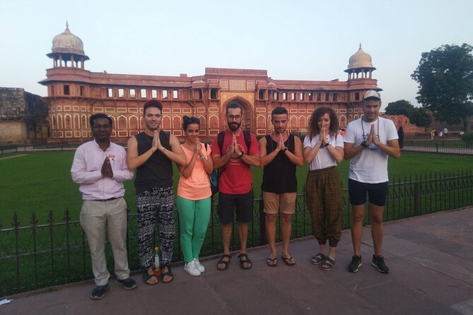 Agra Tour by Superfast Train from Delhi: All Inclusive - Buffet lunch at Bon Barbecue