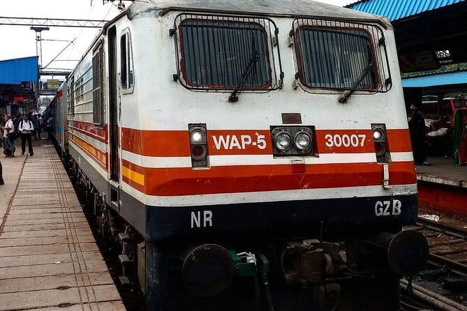 Agra tour by Train - At the Taj Mahal, allow the moment to build