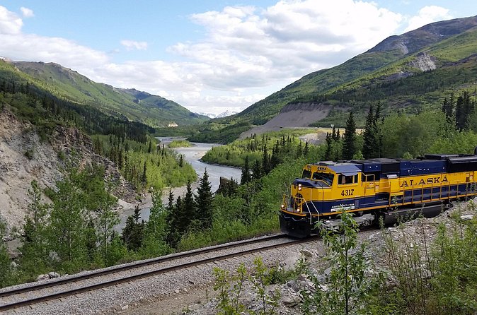 Alaska Railroad Denali to Fairbanks One Way - Planning the day around the train