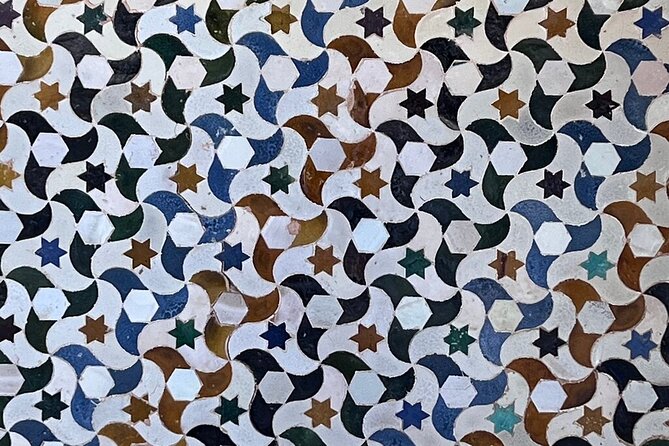 Alhambra tickets with Nasrid Palaces + Tourist Train - How ticket delivery works in practice
