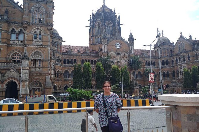 All in one-Combo of City, Dhobighat, Slum & Dabbawala with ferry and train ride. - Mani Bhavan and Gandhi’s Mumbai