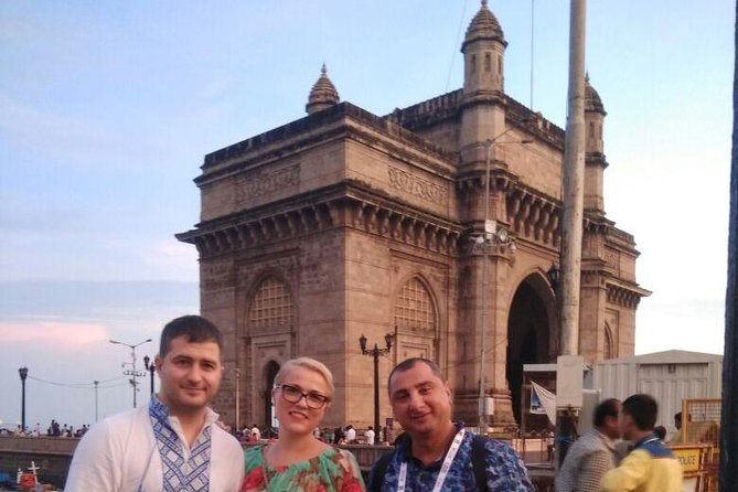 All in one-Combo of City, Dhobighat, Slum & Dabbawala with ferry and train ride. - Dharavi on foot