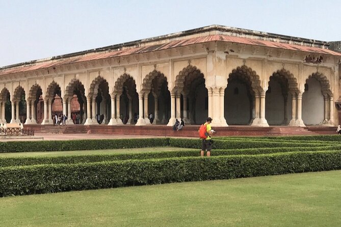 All Inclusive day trip to Taj Mahal Agra Fort from Delhi by Car - Lunch, water, and the small practical details