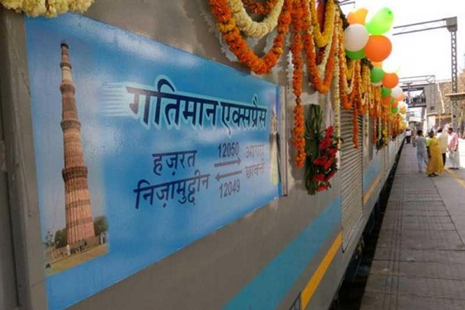 All Inclusive Luxury Taj Mahal Tour from Delhi by Express Train - Why the train is the right choice from Delhi