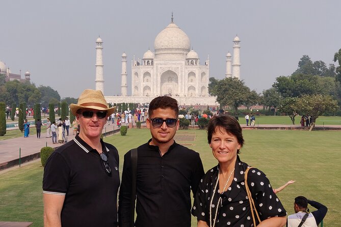 All Inclusive Taj Mahal & Agra Tour by Superfast Train From Delhi - Lunch at Pinch of Spice and what the package covers