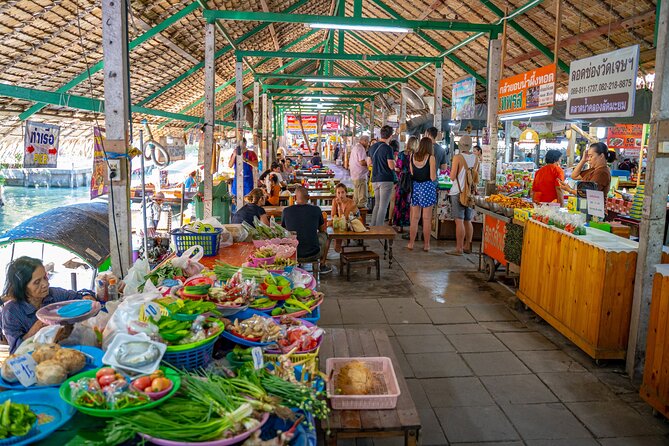 Amphawa Floating & Maeklong Railway Train Market Private Tour - What the private format changes