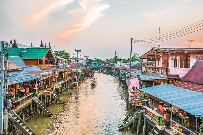 Amphawa Floating & Maeklong Railway Train Market (Small Group) - Wat Bang Kung and the banyan tree shrine