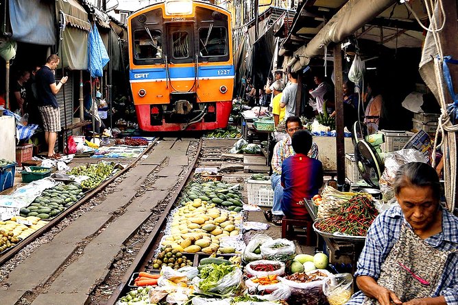 Amphawa Floating Market Tour with Maeklong Railway Market (SHA Plus) - Who will get the most from this day