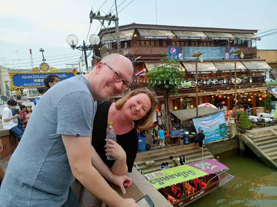Amphawa & Railway Market & Boat Ride: from BKK - Who will enjoy this private market route?