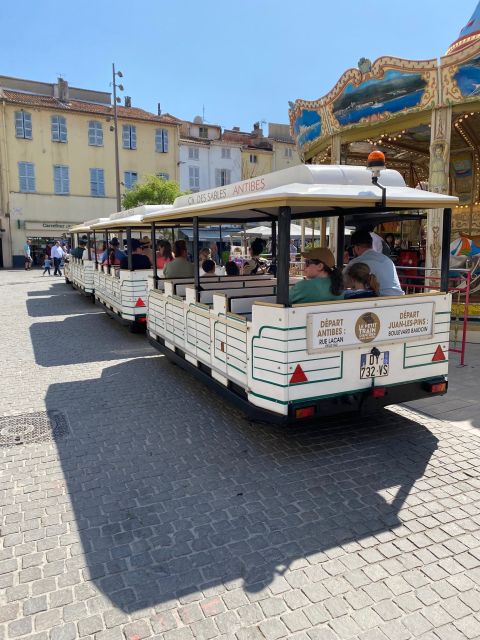 Antibes: 2-Way Little Train of Antibes Tour to Juan-les-Pins - Commentary in French and English