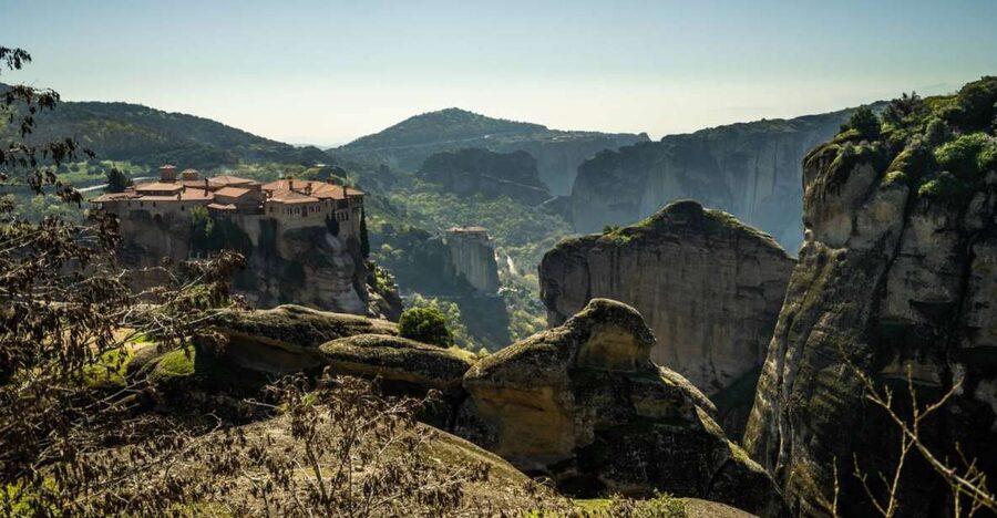 Athens to Meteora, Day Trip with Local Guide,up to 9 people - Is $128 good value?
