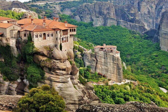 Athens to Meteora DayTrip by Train in Spanish language - Local Agency - What the transport change means for you