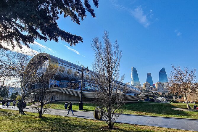 Baku City Sights Guided Night Walking Tour with Funicular - The return through central Baku