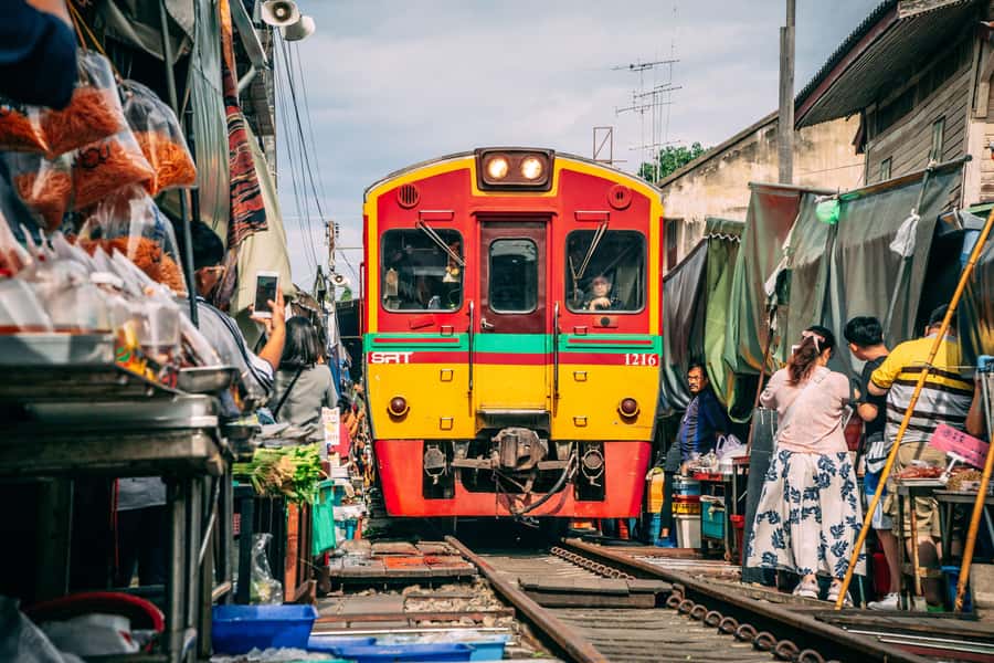 Bangkok: Ayutthaya, Railway & Floating Markets Full-Day Tour - Maeklong Railway Market and the train through the stalls