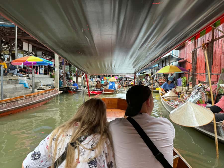 Bangkok: Damnoen Floating Market & Train Market Private Tour - Key points at a glance