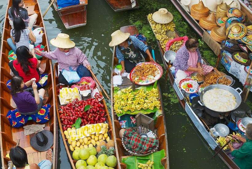 Bangkok: Damnoen Saduak and Mae Klong Train Markets - Why Mae Klong Railway Market is worth the long ride