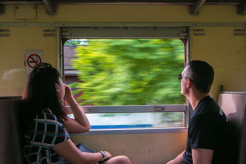 Bangkok: Damnoen Saduak Market and Maeklong Railway Market - Why these two markets make a good Bangkok day trip