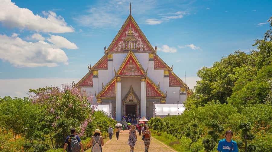 Bangkok highlight: Floating Market, Train Market & Ayutthaya - Who should book this 12-hour outing?