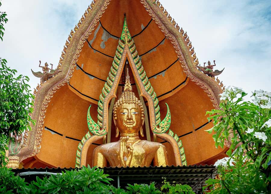 Bangkok: Kanchanaburi, River Kwai & Death Railway Tour - Tham Krasae Station and the cliffside railway