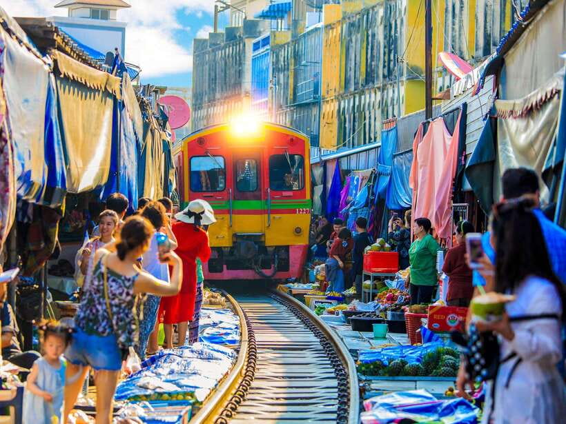 Bangkok: Maeklong Railway & Amphawa Floating Market Day Trip - Why the Maeklong train market is worth the long ride