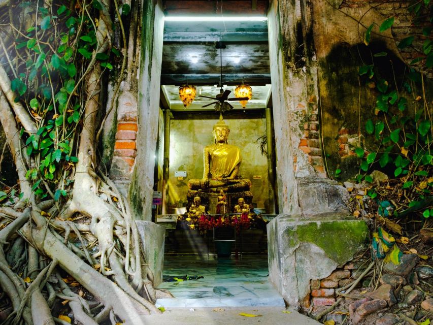 Bangkok: Maeklong Railway & Amphawa Floating Market Day Trip - How much value do you get for $49?