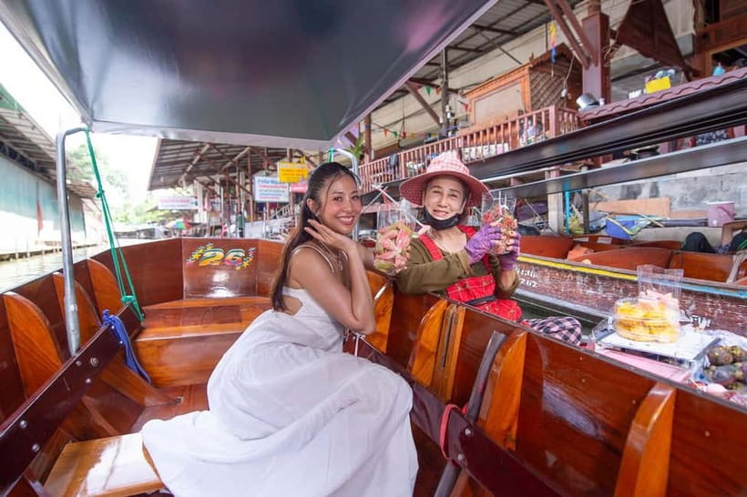 Bangkok: Premium Damnoen Saduak & Railway Market By Food Bus - Coconut sugar at the old waterfront factory