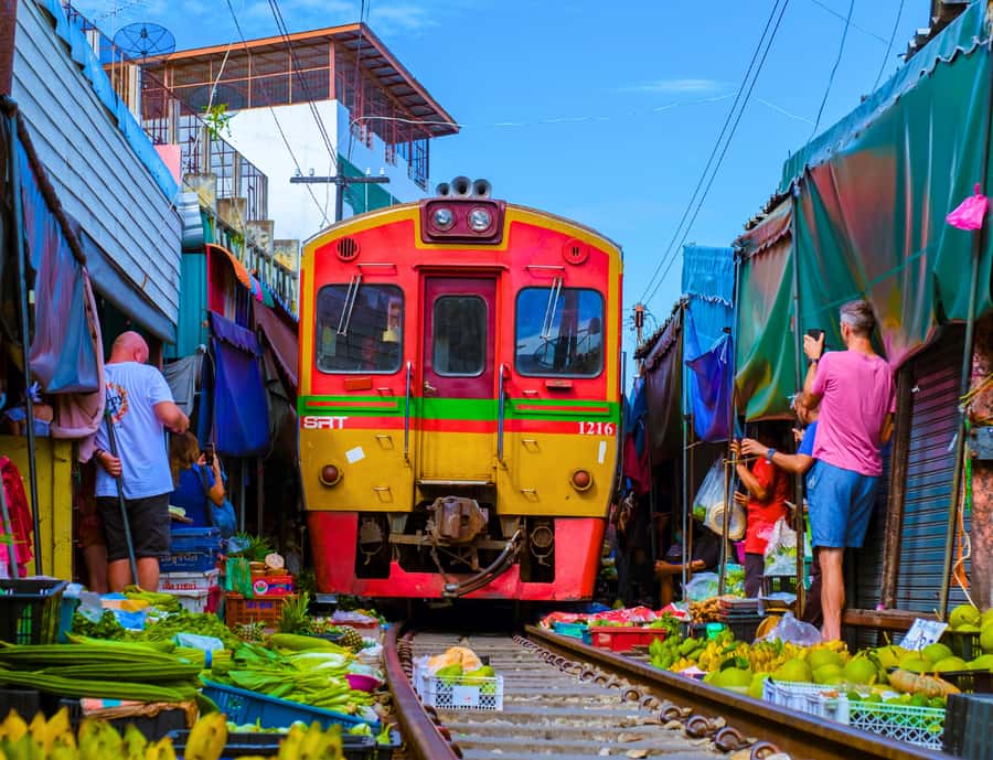 Bangkok: Private Floating & Railway Markets with Farm Visits - Salt de Maeklong and the Coastal Farm Economy