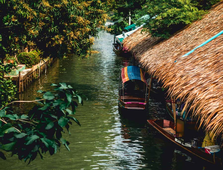 Bangkok: Private Floating & Railway Markets with Farm Visits - What the Private Format Really Changes