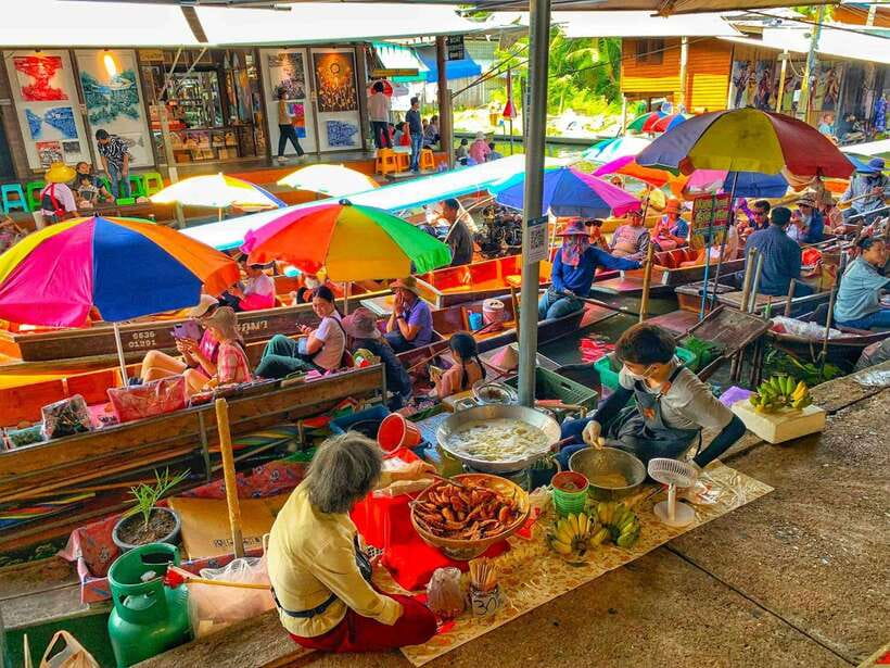 Bangkok: Train Market & Floating Market with Boat Ride - Is the floating market too touristy?