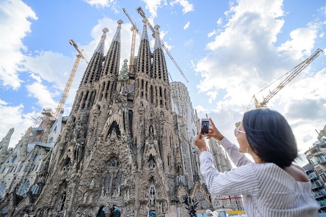 Barcelona Day Tour by High-Speed Train from Madrid. - Passeig de Gràcia and Gaudí’s polished Barcelona