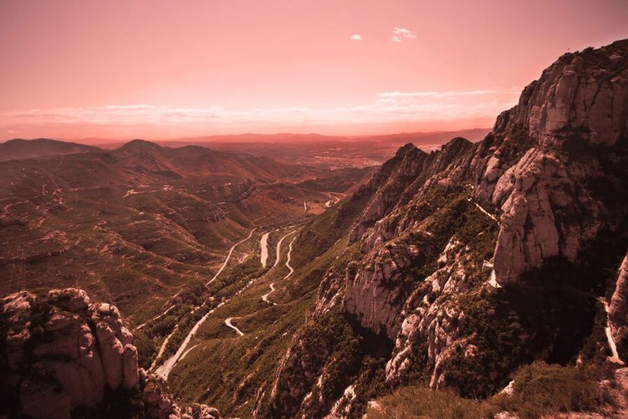 Barcelona: Montserrat, Black Madonna, Rack Railway & Liquors - The return to Barcelona and the five-hour schedule