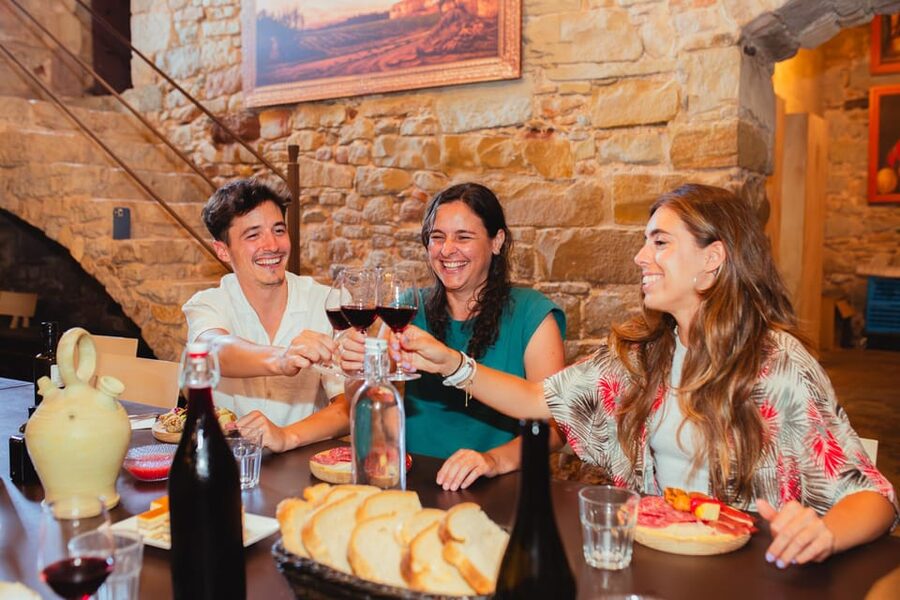 Barcelona: Montserrat with Winery, Lunch, and Train Options - What to do during free time