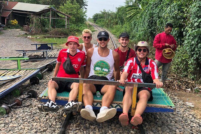 Battambang Private afternoon tour bamboo train bat cave & village - The bat flight at Phnom Sampeau
