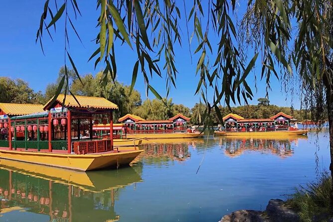 Beijing to Cheng De See Old Summer Resort By Bullet Train - Lunch, transfers, and the value of a private day