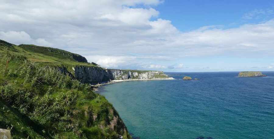 Belfast & Giant's Causeway: 2-Day Rail Tour from Dublin - Carrick-a-rede and the coastal stops