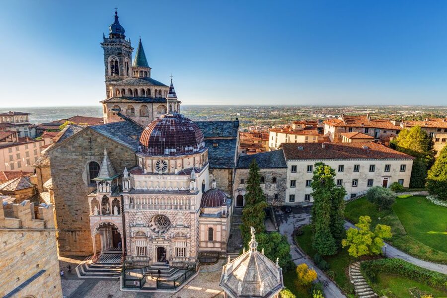 Bergamo: City Highlights Minibus or Train - What the one-time hop-off rule means