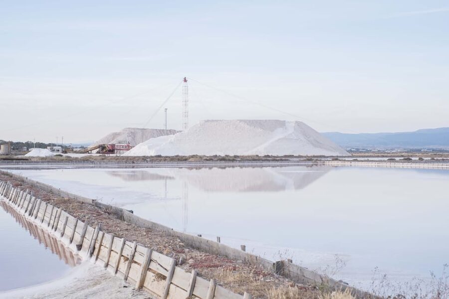 Cagliari: Conti Vecchi Salt Flats Train and Tour - The train ride enters the Santa Gilla Basin